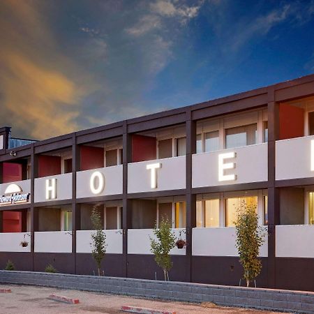Hotel Baymont By Wyndham Edson Exteriér fotografie