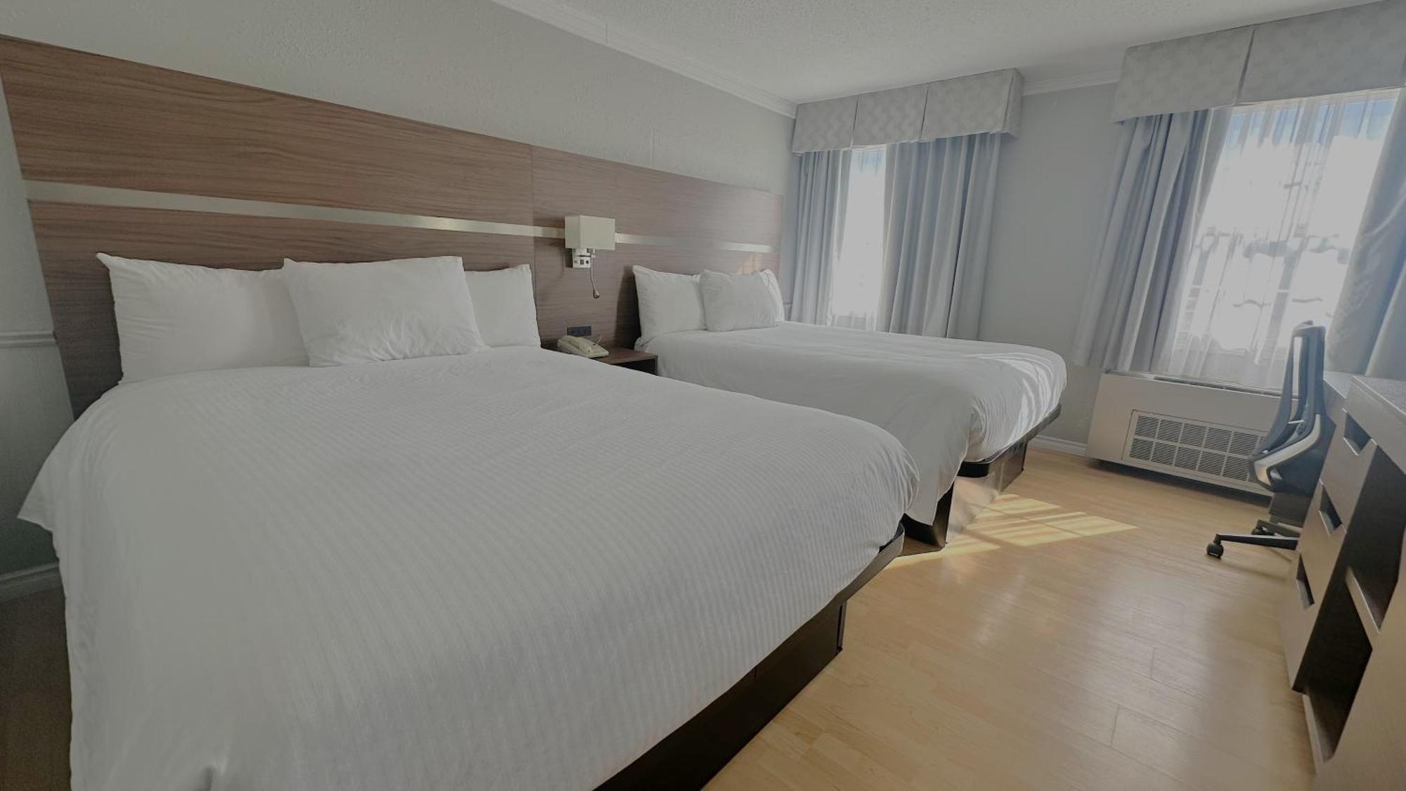 Hotel Baymont By Wyndham Edson Exteriér fotografie