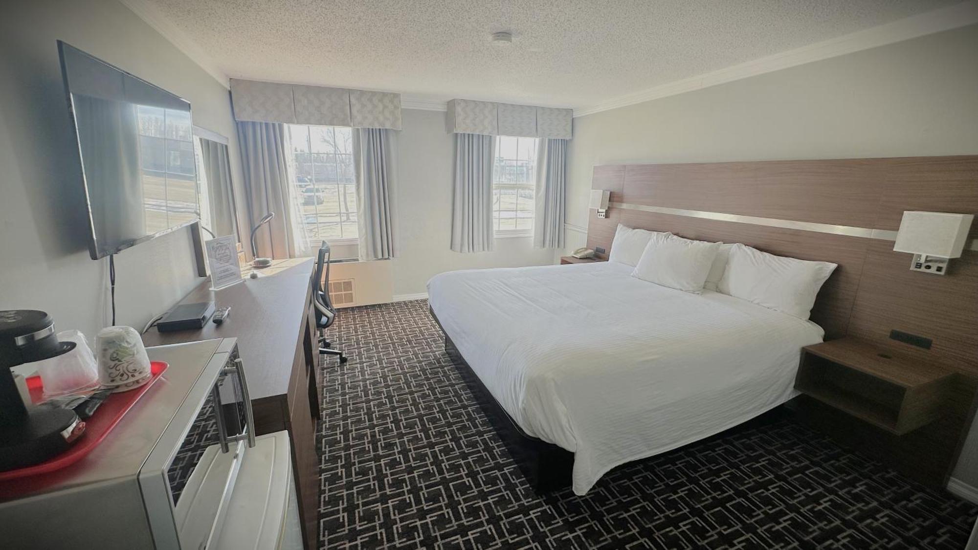 Hotel Baymont By Wyndham Edson Exteriér fotografie